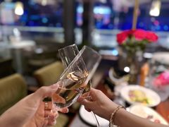 -MONICH牛排融合餐厅(和义大道购物中心店)