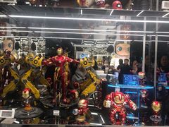 -泡泡玛特POPMART(侨福芳草地店)