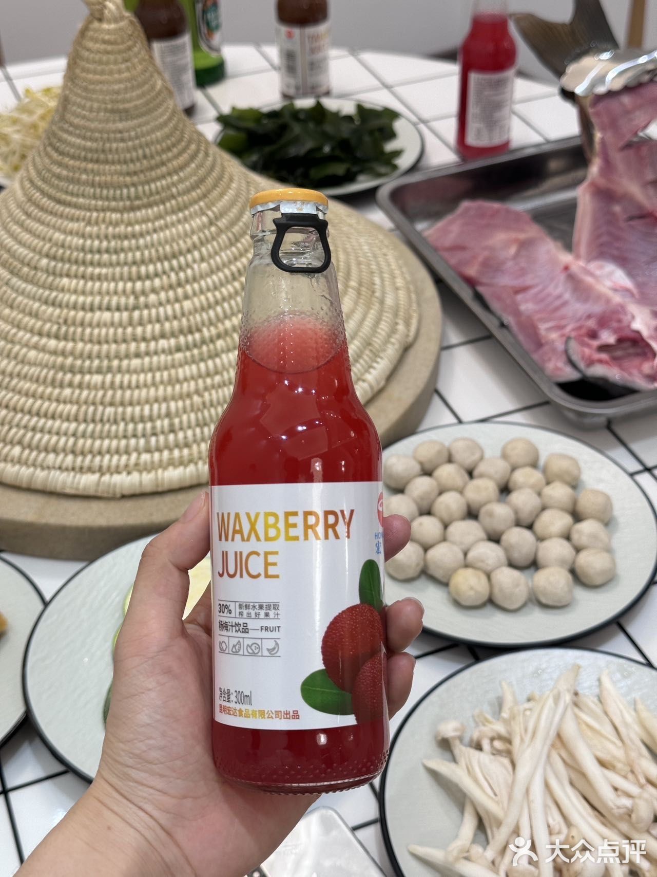 澄江竟然鸳鸯锅石锅鱼. 和朋友吃过很多次石锅鱼
