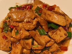 -爱碗亭·鲜炒湖南菜(壹城中心店)