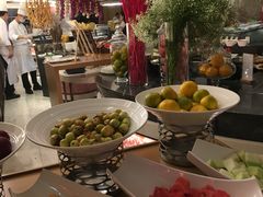 自助取餐区-西安高新希尔顿酒店·咖啡露台西餐厅