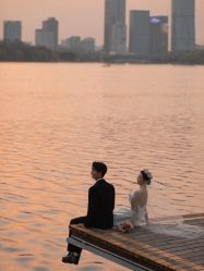 -全城热恋璀璨婚纱摄影(国贸总店)