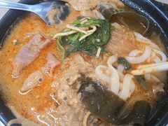 -曹宝林砂锅麻辣烫(星光路店)