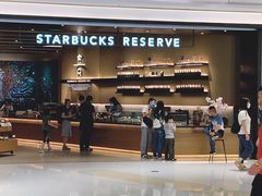 -星巴克臻选(上海合生汇1F店)