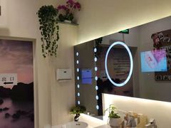 -维乐口腔(美维云门诊陆家嘴店)