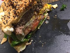 -HIGH FIVE哈福手工汉堡(桂林路店)