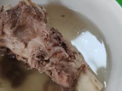 -周震馄饨