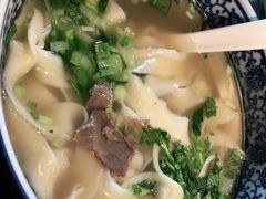 -东大桥小国抻面烧烤(长通路店)