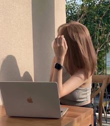 -苏奇发型·烫发染发