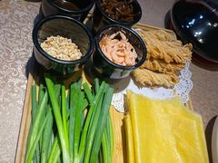 煎饼卷大葱-老德州四合院·德州菜(天衢路店)