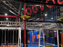 -Tenker Club弹刻极限主题公园 · 蹦床 · 团建 · 生日派对(大关店)