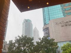 -星巴克臻选(上海中环广场2F店)