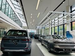 -上海宝信宝马4S店