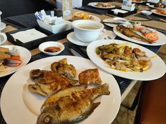 -怡聚轩全日制自助餐厅(大中华喜来登酒店)