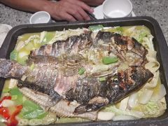 -里岛烤鱼(东港凯虹广场店)