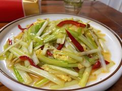 -阿峰饭店·本地土菜馆·农家土鸡煲·一品神仙鸡(报福店)