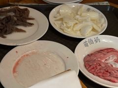-苗伯妈酸汤火锅