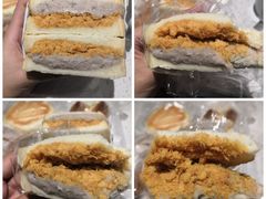 -沁屋面包店(人民东路店)