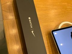 -Apple零售店(华贸购物中心店)