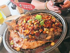 -辣尚瘾·烤鱼·新川菜(交大直营店)