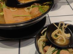 -肥汁米蘭香港米线(长宁来福士店)