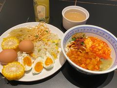 -涨巢·潮玩水疗局