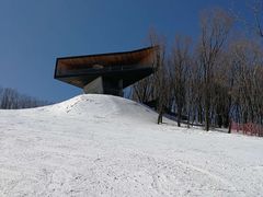 -中旅松花湖滑雪场