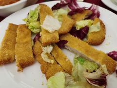 崇明生态猪炸猪排配辣酱油-红房子西菜馆(淮海中路店)