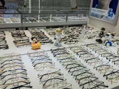 -潘多拉眼镜·蔡司依视路明月(潘家园店)