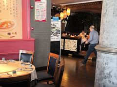 -八府香鸭·啫啫煲(华山路店)