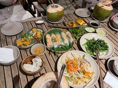 -Cau Go Vietnamese Cuisine