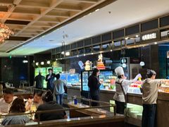 -半岛翡丽海鲜自助餐厅(观风亭店)