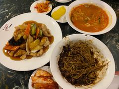 -桃园中华料理炸酱面(燕儿岛路店)