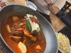 -喇喇排骨火锅·传统韩式脊骨汤(望京西园总店)
