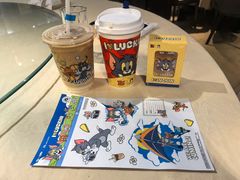 -瑞幸咖啡(长宁来福士B1层店)