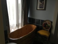 -静博士养生美容连锁