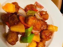 菠萝咕咾肉-港丽餐厅