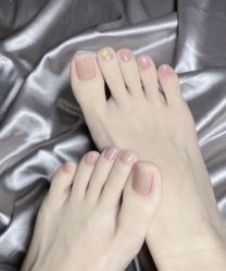 -悦指间美甲美睫