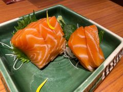 挪威厚切三文鱼腩刺身-摩打食堂(佳兆业店)