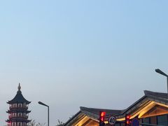 -绳金塔