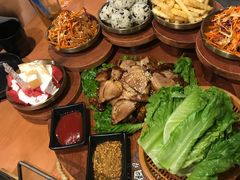 -肥肥虾庄·金牌油焖大虾(杨园滨江时代walk店)
