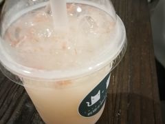 -有猫主题·治愈系猫咖(曾厝垵店)