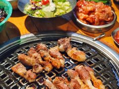 -唯成•韩国炭火烤肉 유성고기