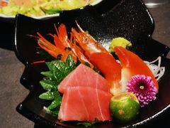 -铭牛烧肉·和牛海鲜自助(高新月牙湖店)