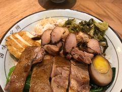 -狮头牌卤味研究所·卤味饭(花城汇南区店)