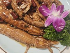 -嗨辣小聚·盘锦河蟹·海鲜烧烤龙虾(盘锦十年好店)