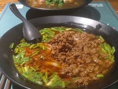 -八月美食小馆(银泰城总店)