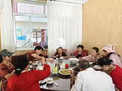 -宾朋海鲜饭庄(兴海路店)