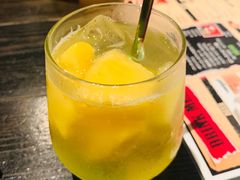 带菠萝的鸡尾酒-Red Rock(原宿店)