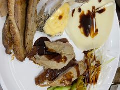 活扇贝海蛎肉花蛤拼盘-青岛蓝海大饭店·爱琴海自助餐厅(崂山店)